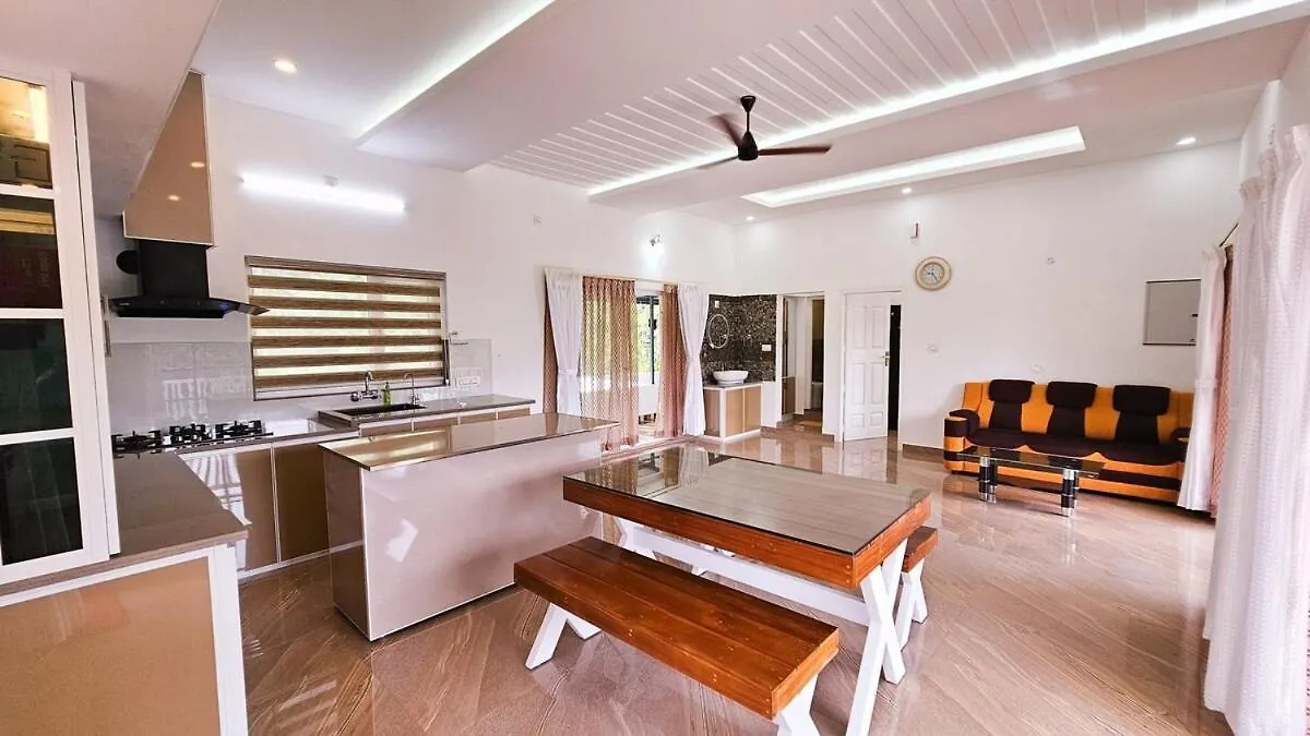 Uthuppan'S 2 Bedroom First Floor Udumbanshola