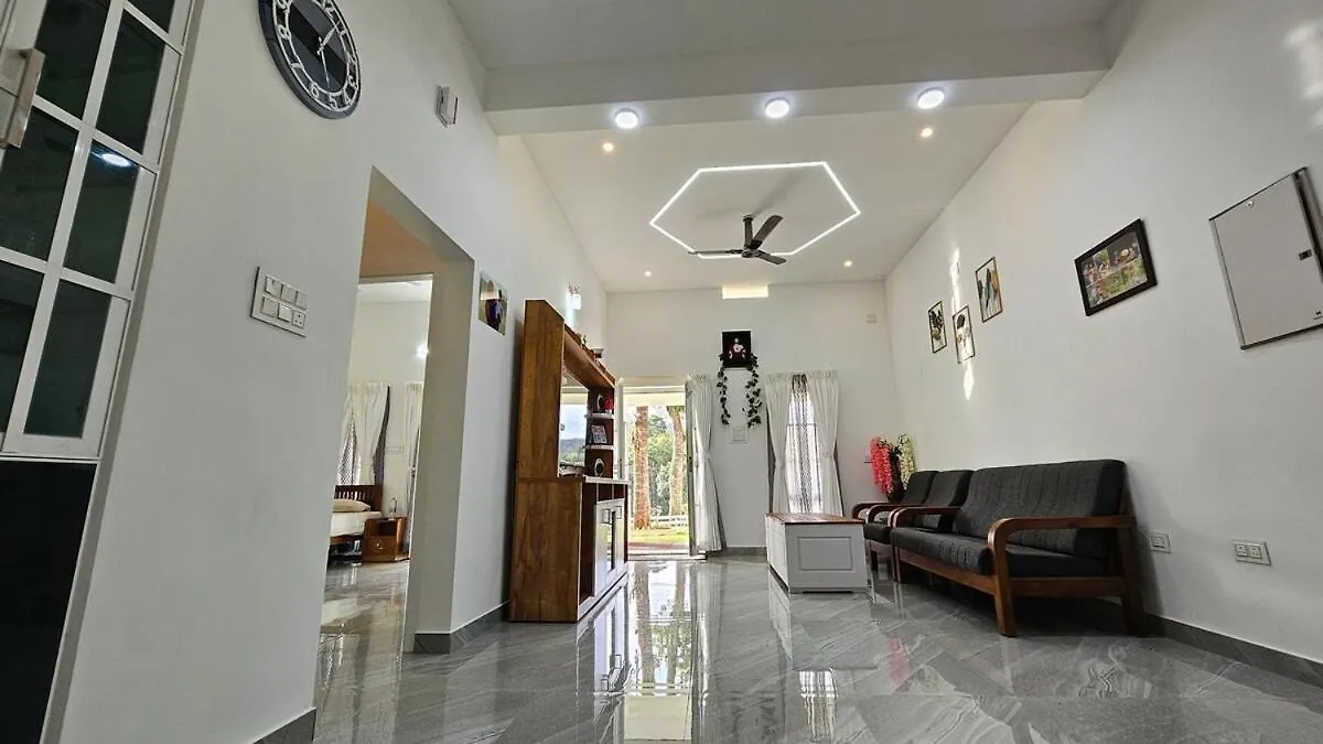 Uthuppan'S 2 Bedroom First Floor Udumbanshola Apartamento